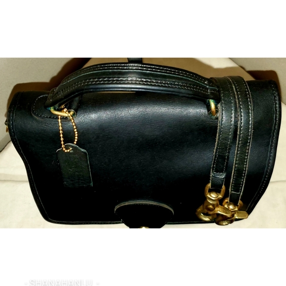 COACH Vintage 'STATION' Black Leather Crossbody - Picture 2 of 8
